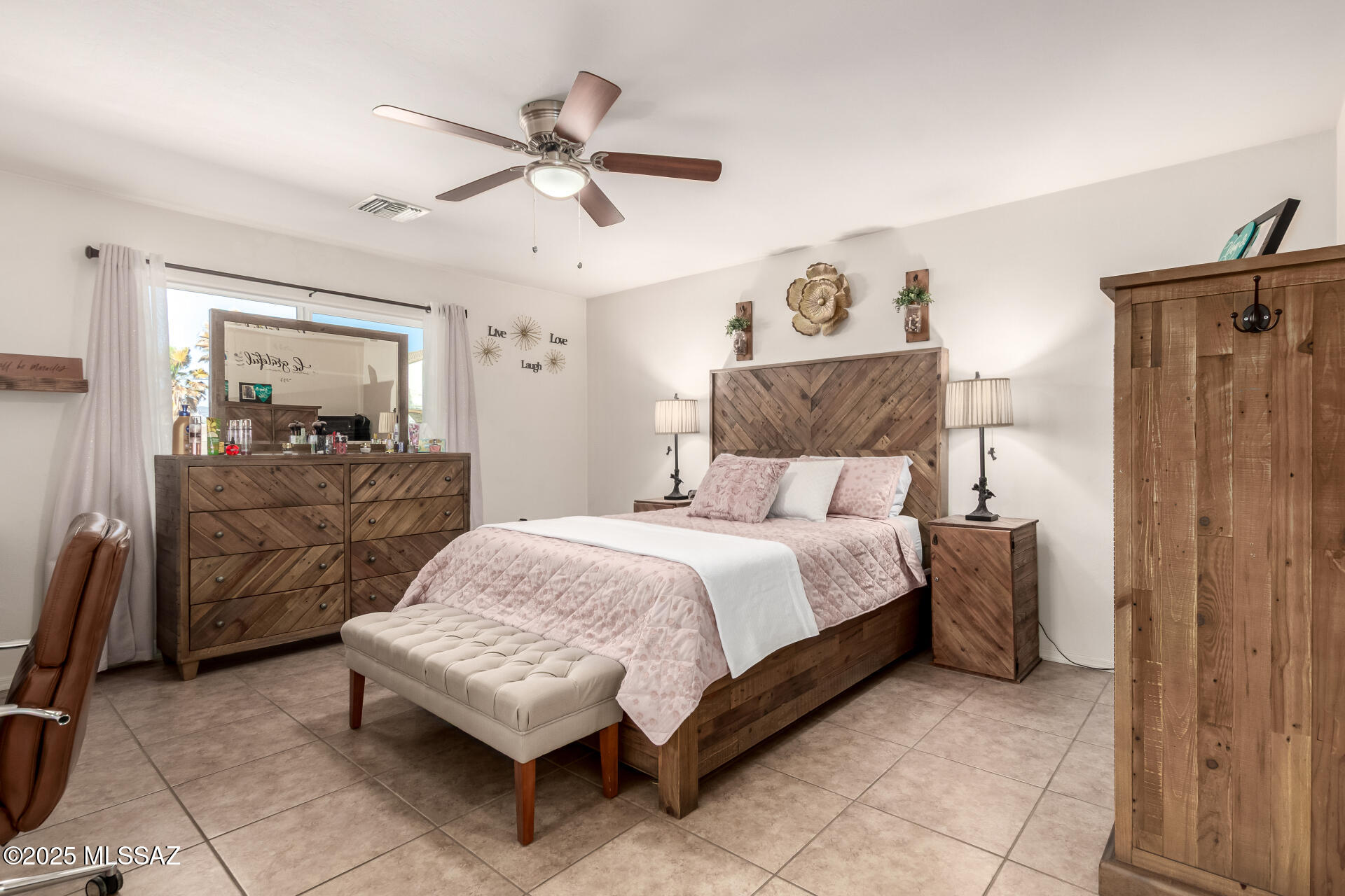 1725 Camino Jacinto Rio Rico, AZ 85648 - Photo 15 of 29 Gallery Image 15
