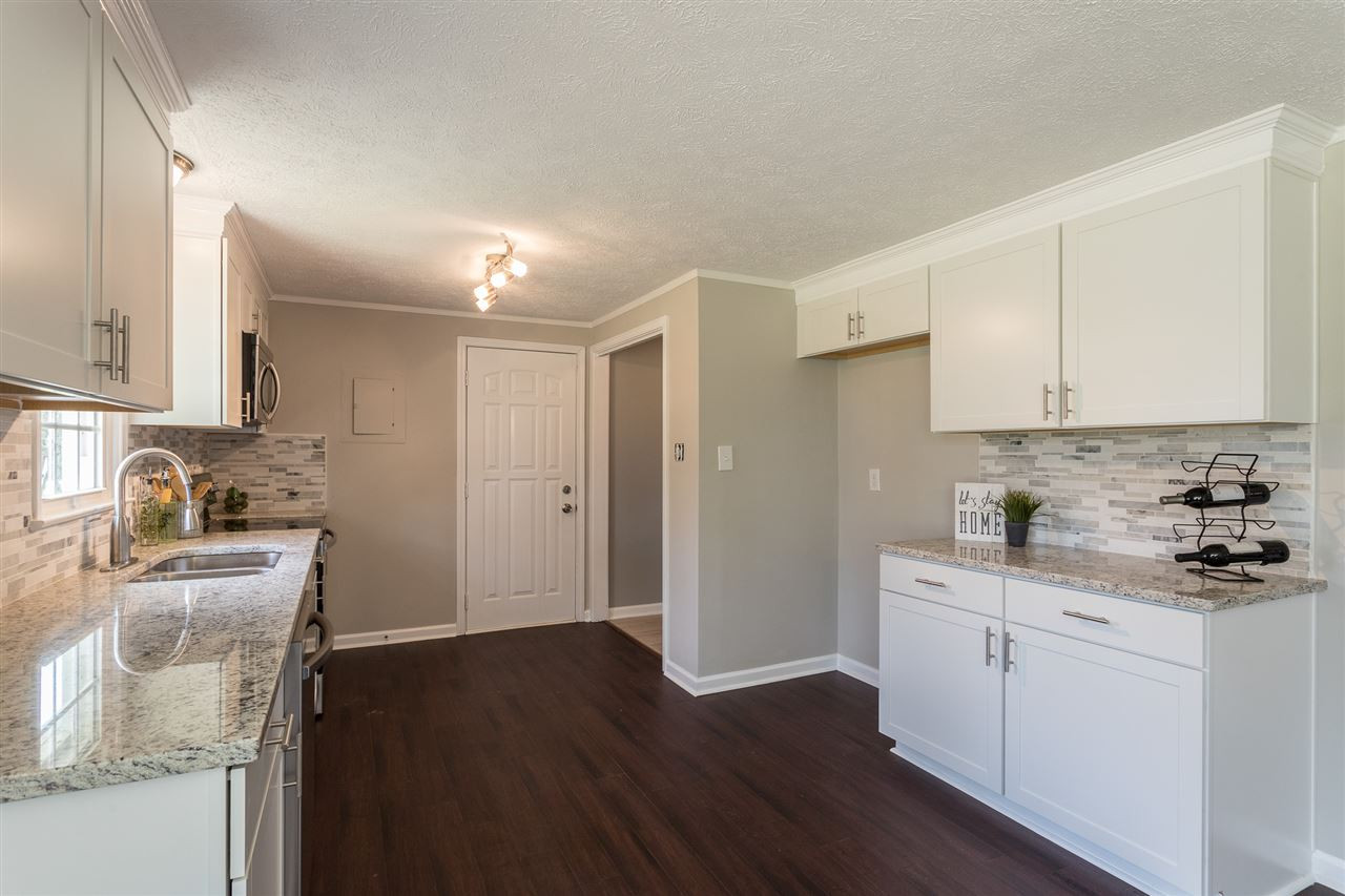 10601 Chelsea Drive Raleigh, NC 27603 - Photo 8 of 29 Photo 8