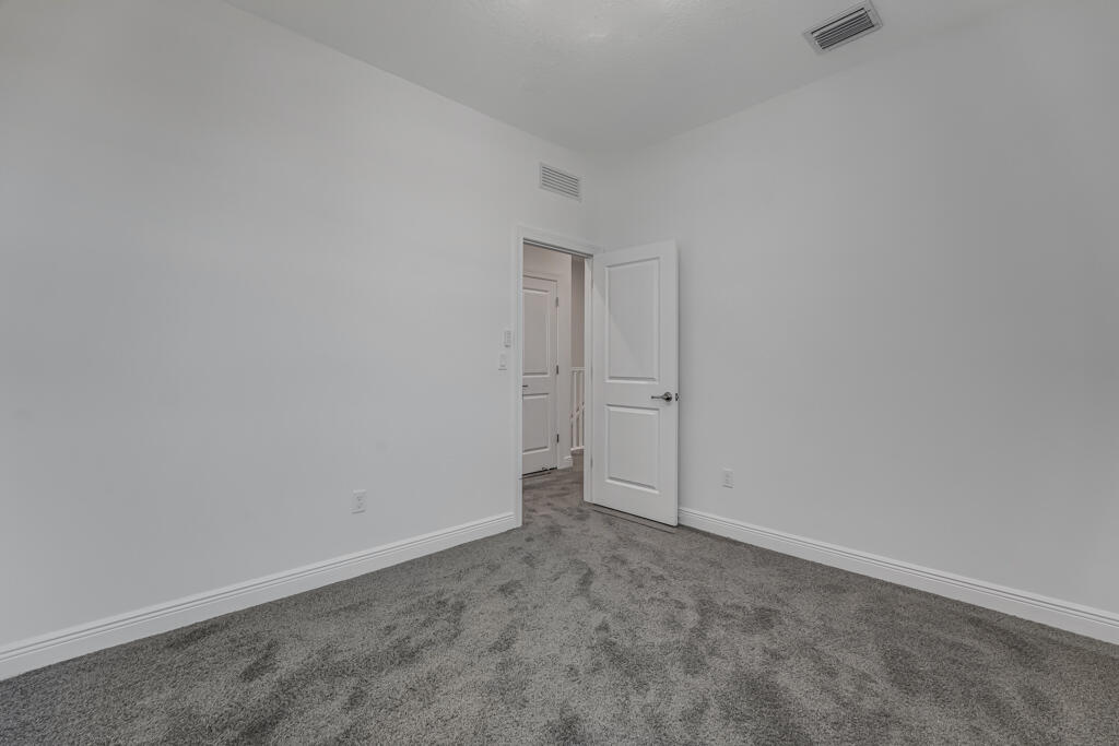 930 Southwest Pr Avenue Palm City, FL 34990 - Photo 32 of 66 32