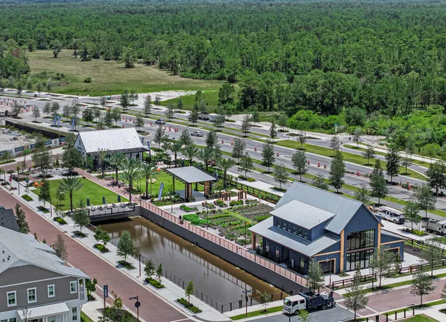 $3,900 | 930 Southwest Pr Avenue, Palm City, FL 34990