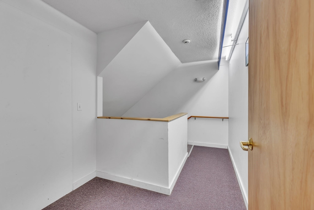 9 Russell Road Huntington, MA 01050 - Photo 24 of 42