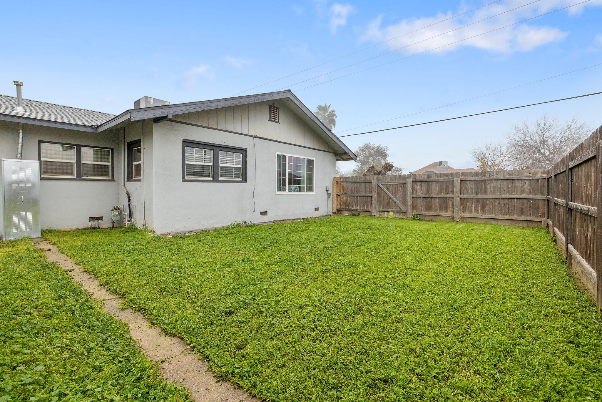 457 West Maple Street Exeter, CA 93221 - Photo 25 of 28 40-web-or-mls-713A7823