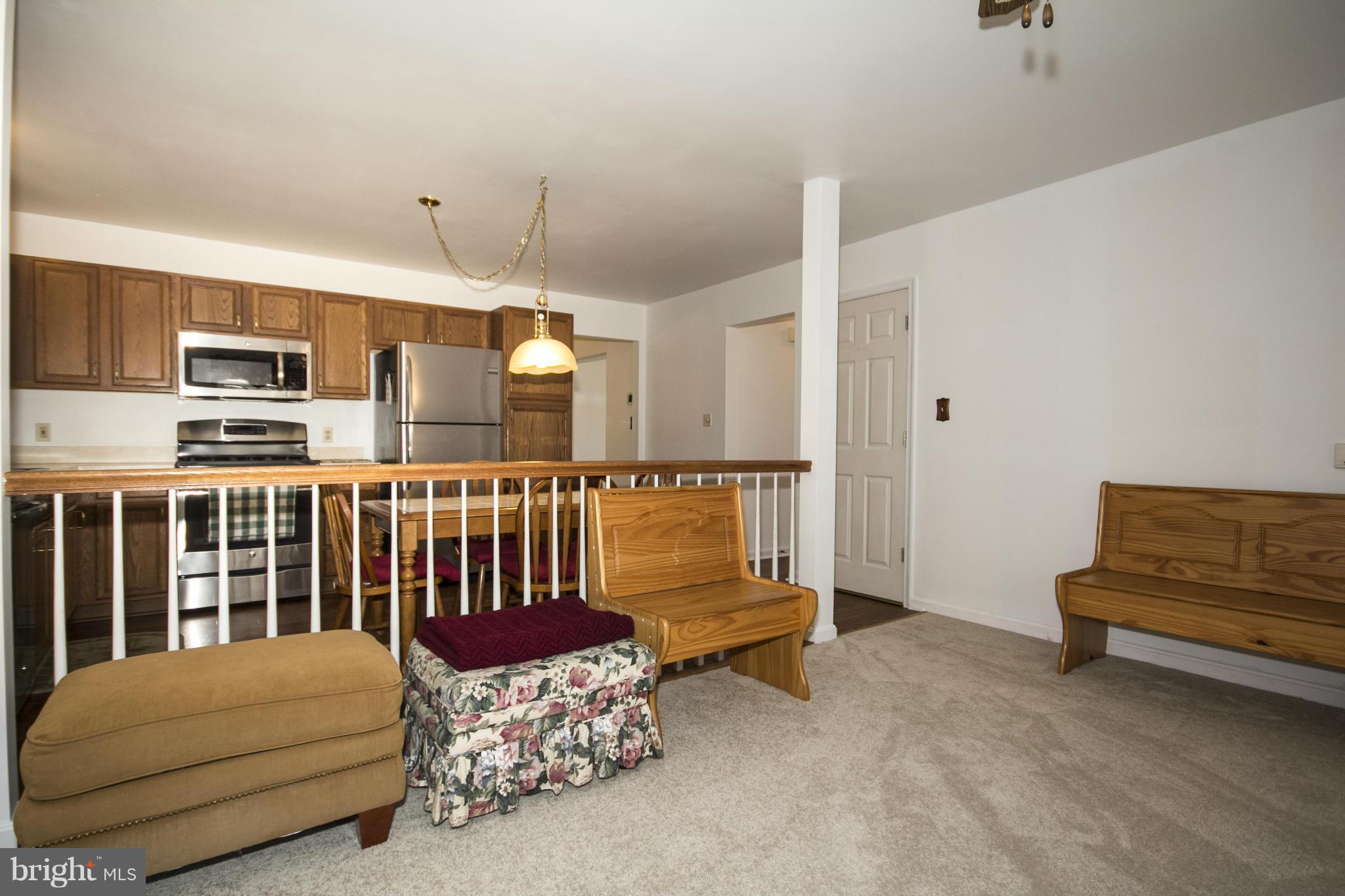 8911 Mayflower Road Baltimore, MD 21237 - Photo 12 of 30 Family Room