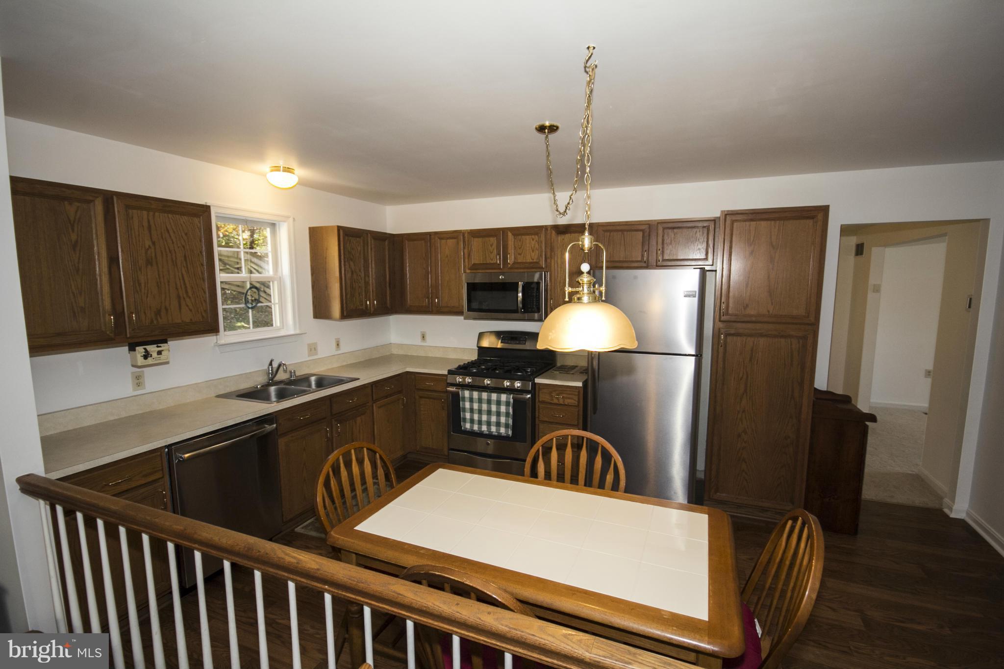 8911 Mayflower Road Baltimore, MD 21237 - Photo 10 of 30 Kitchen