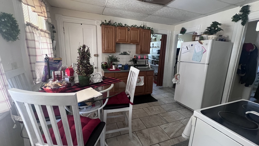 37 Chase Avenue Springfield, MA 01108 - Photo 19 of 26