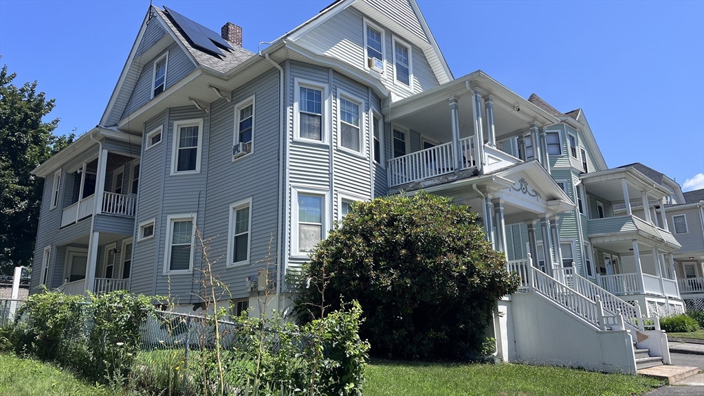 37 Chase Avenue Springfield, MA 01108 - Photo 2 of 26