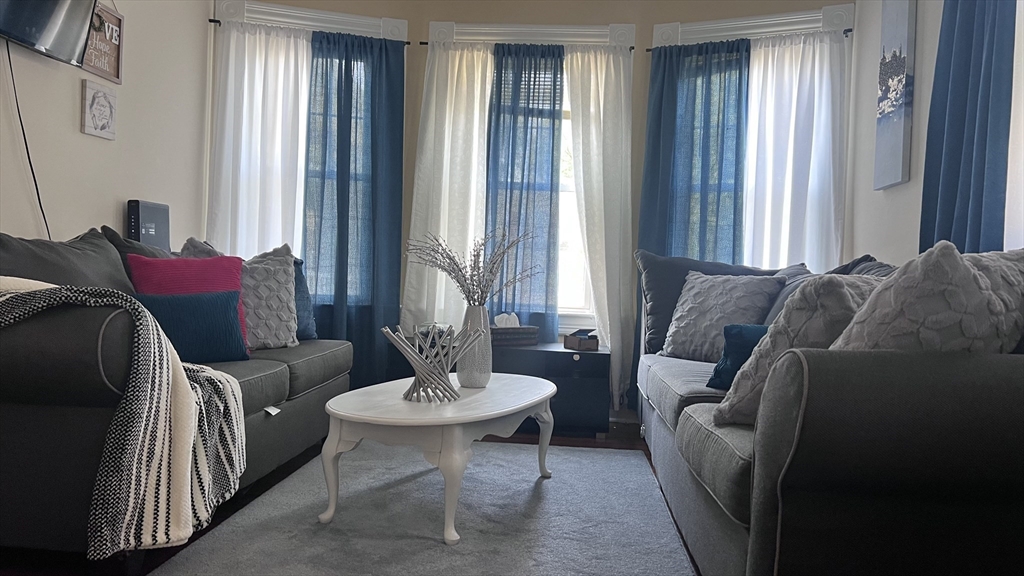 37 Chase Avenue Springfield, MA 01108 - Photo 9 of 26