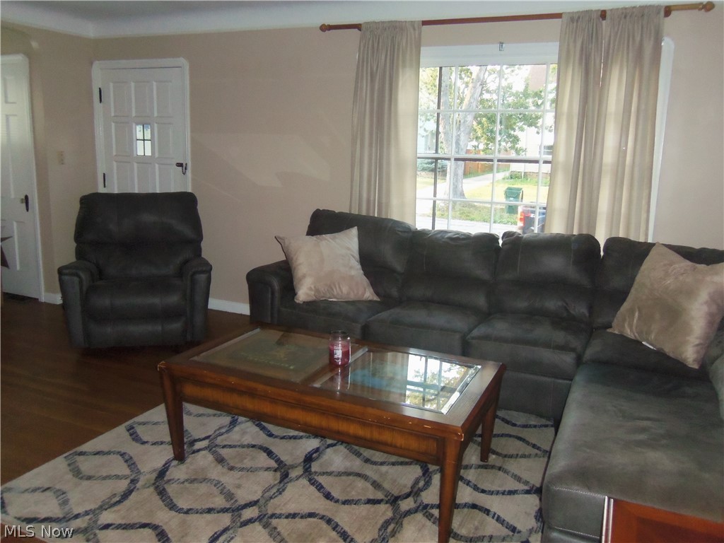 12916 Grannis Road Cleveland, OH 44125 - Photo 16 of 23 Gallery Image 16