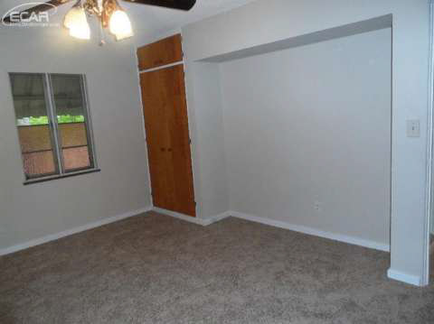 2020 Miller Road Flint, MI 48503 - Photo 61 of 75 20423728-65.JPG