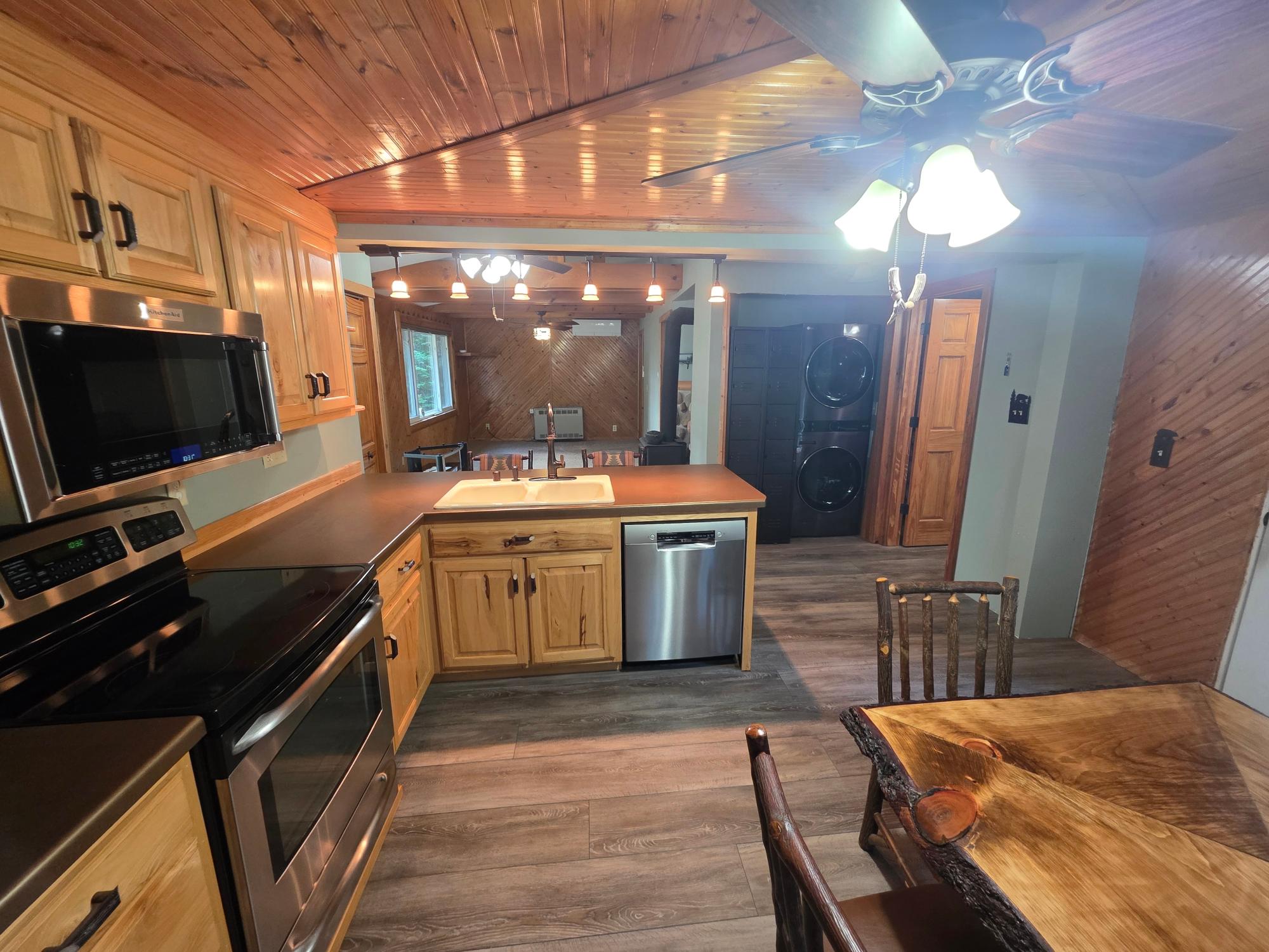 W6947 Loop Road Tomahawk, WI 54487 - Photo 8 of 51 Gallery Image 8