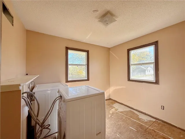 $87,000 | 407 South Buffalo Street, Holden, MO 64040