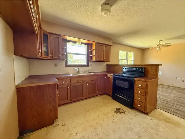 $87,000 | 407 South Buffalo Street, Holden, MO 64040