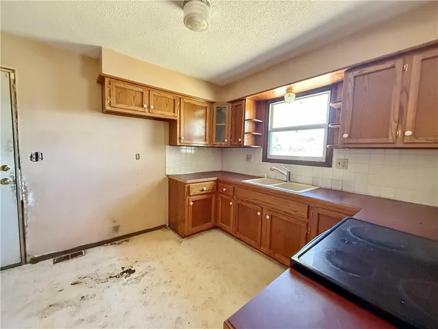 $87,000 | 407 South Buffalo Street, Holden, MO 64040