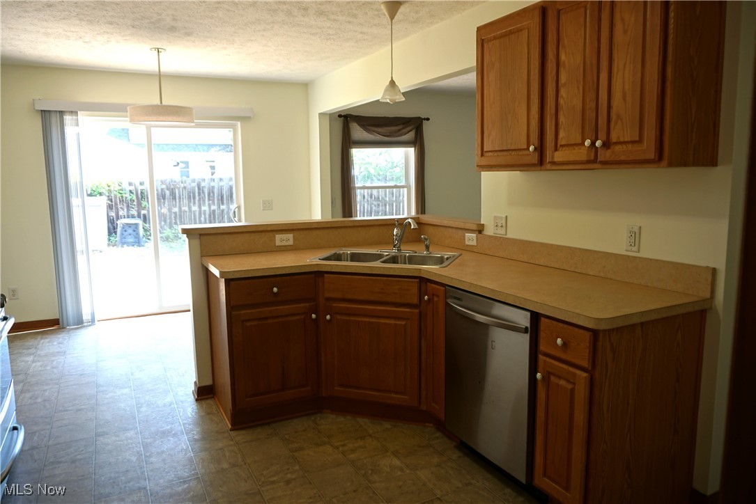 1671 Mapledale Road Wickliffe, OH 44092 - Photo 10 of 21 Gallery Image 10