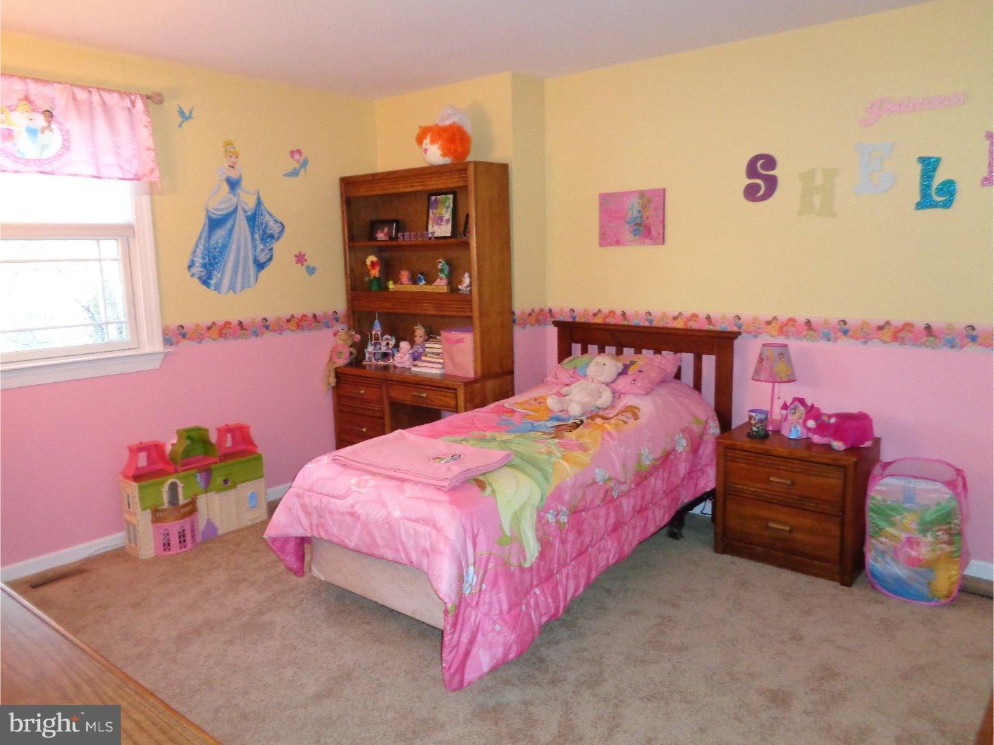 11 Dawn Road Levittown, PA 19056 - Photo 12 of 15 Bedroom 2
