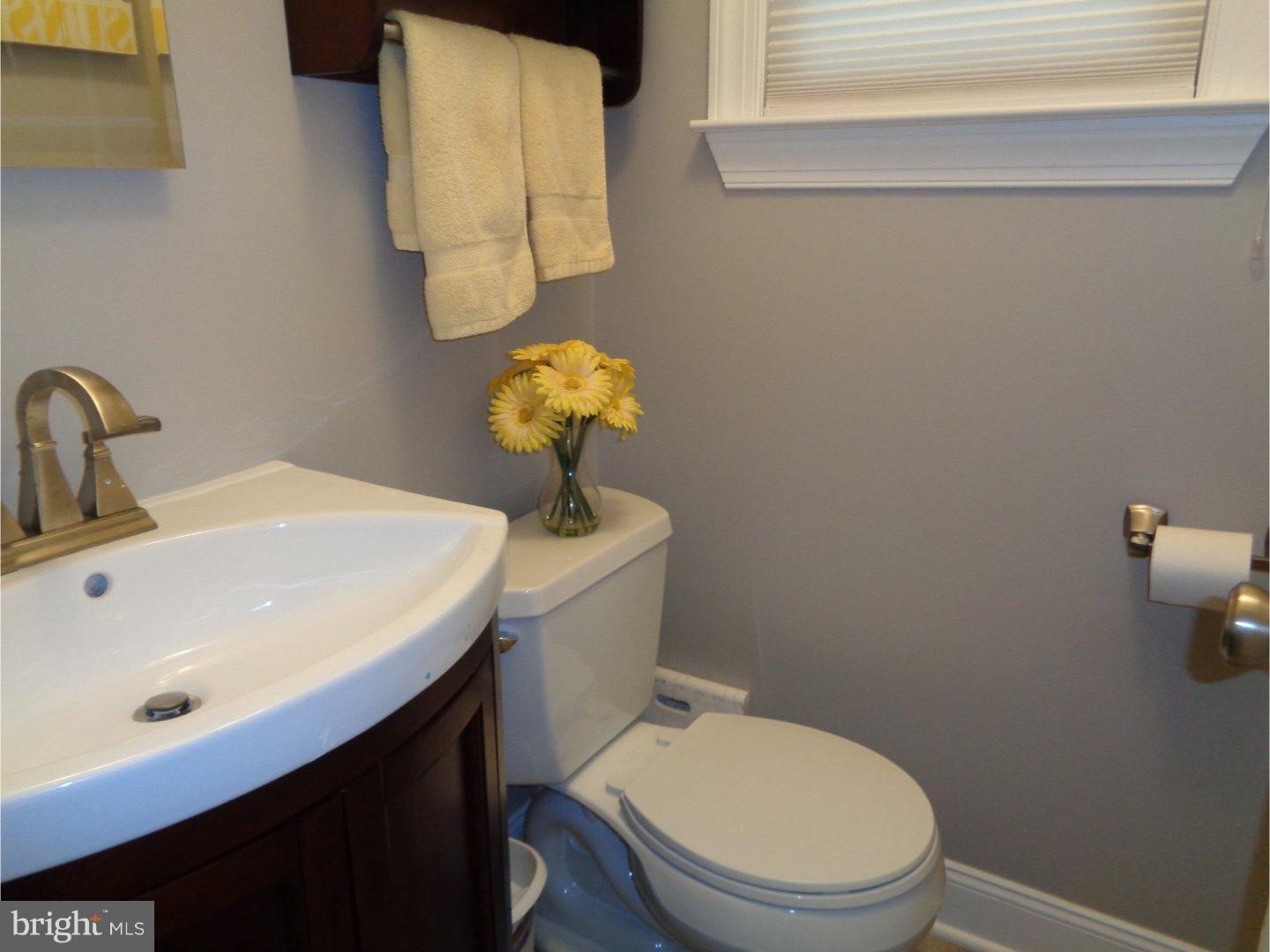 11 Dawn Road Levittown, PA 19056 - Photo 9 of 15 Half Bath