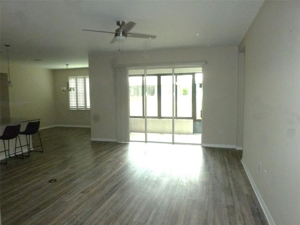 8890 Southwest 104th Circle Ocala, FL 34481 - Photo 3 of 44