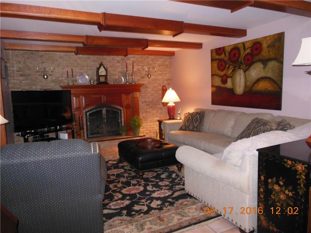116 Greenfield Road New Castle, PA 16105 - Photo 3 of 25 Gallery Image 3