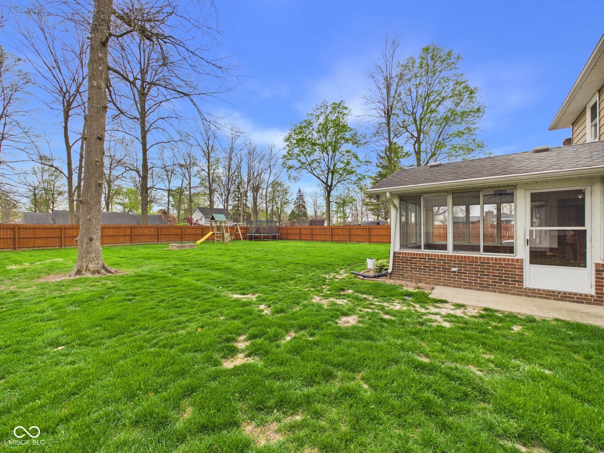 3927 Colbrook Road Anderson, IN 46012 - Photo 6 of 51