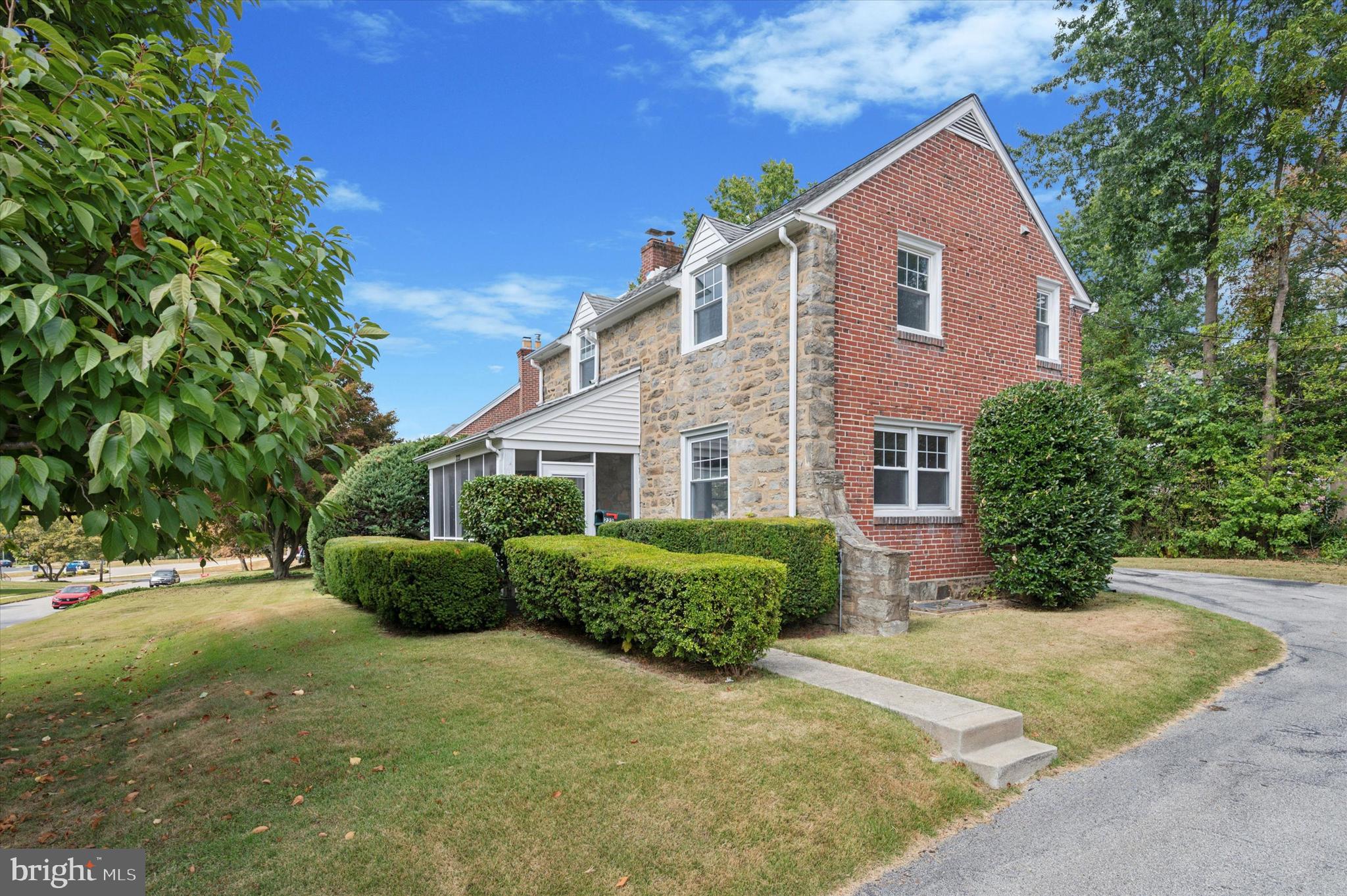 223 Sunnybrook Road Springfield, PA 19064 - Photo 2 of 16