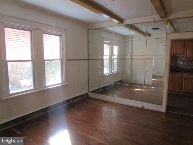 820 Greenhill Road Sharon Hill, PA 19079 - Photo 3 of 11 Gallery Image 3