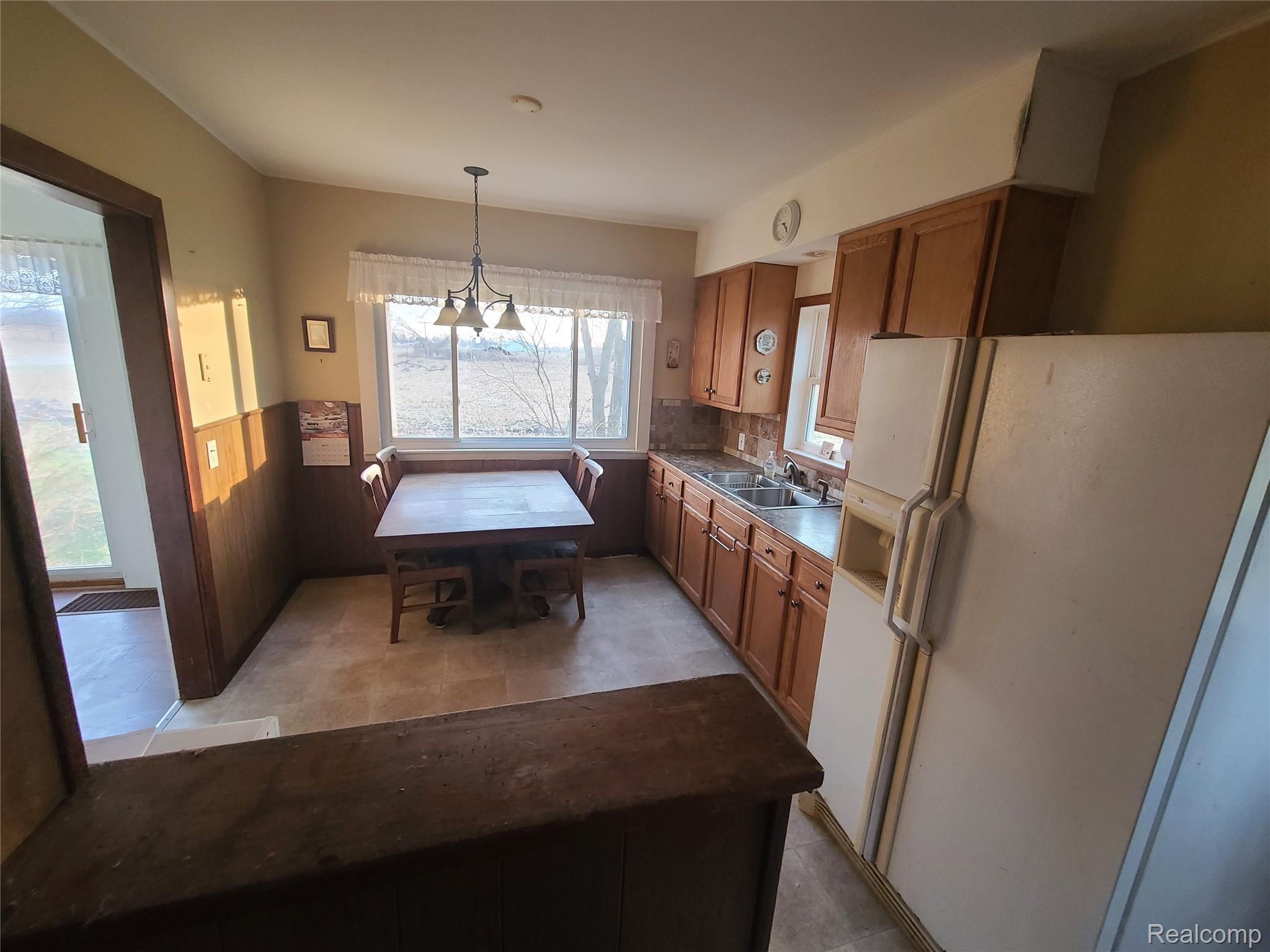 3824 Glover Road Almont, MI 48003 - Photo 16 of 54 Kitchen.jpg
