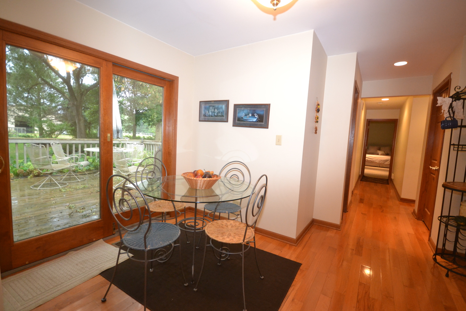 41W527 Russell Road Elgin, IL 60124 - Photo 13 of 35