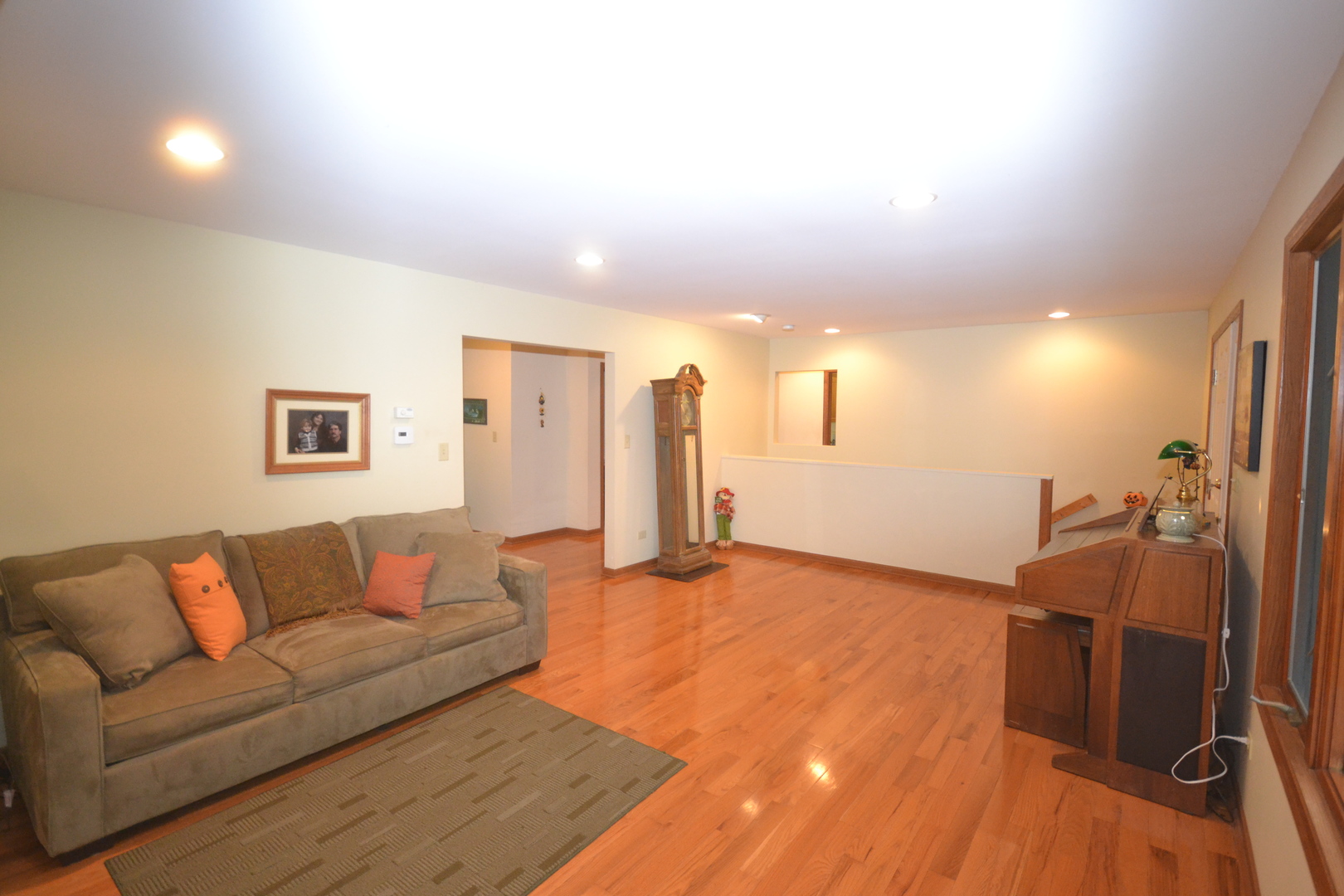 41W527 Russell Road Elgin, IL 60124 - Photo 20 of 35