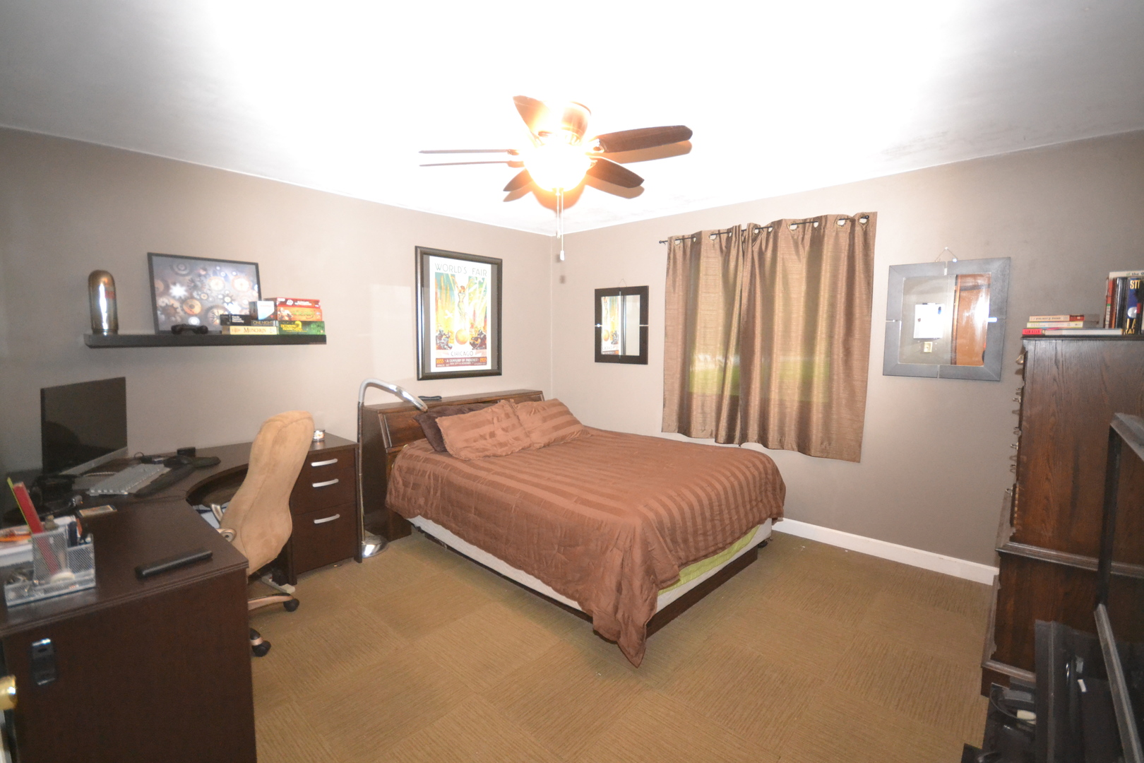 41W527 Russell Road Elgin, IL 60124 - Photo 21 of 35