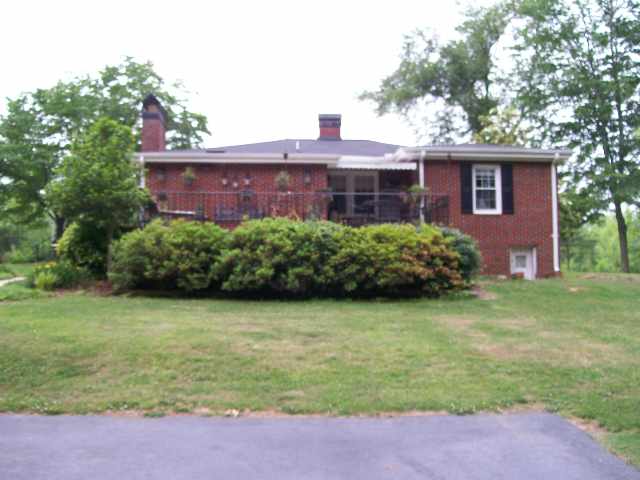 824 Robert P Jeanes Road Easley, SC 29640 - Photo 13 of 16