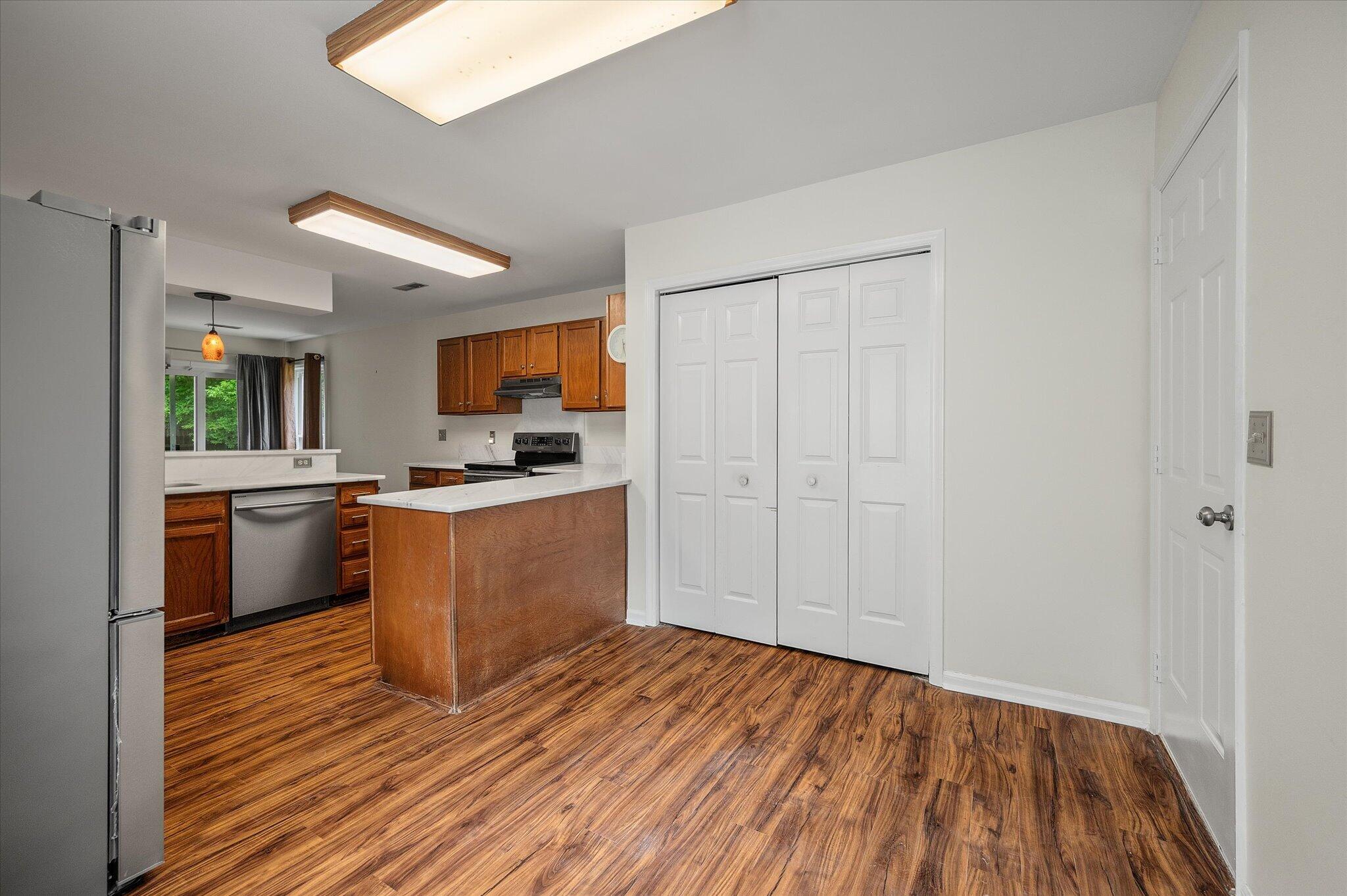 121 Hamlet Road Summerville, SC 29485 - Photo 20 of 38 20-121 Hamlet_i_Lowcountry_Exposure-27