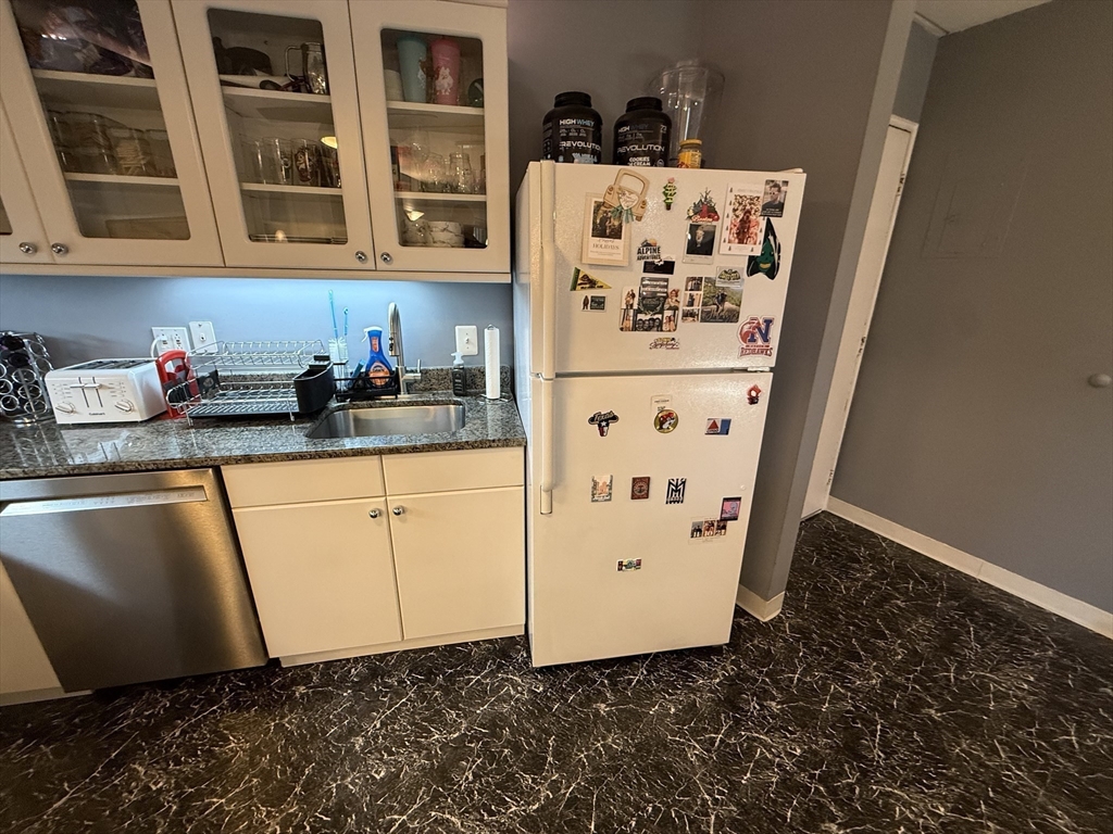 152 Turner Road, Unit 13 Holliston, MA 01746 - Photo 12 of 31