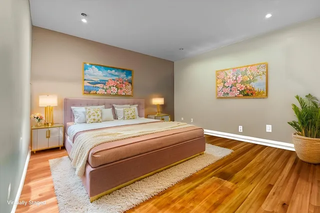 $950,000 | 975 Little Neck Avenue, North Bellmore, NY 11710