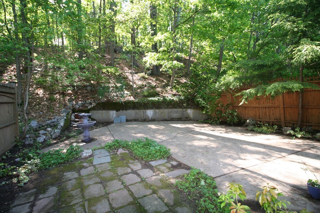 14 Golden Hills Road Saugus, MA 01906 - Photo 12 of 13 Gallery Image 12