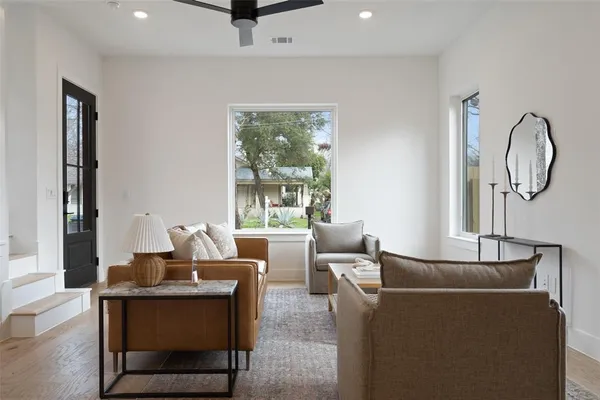 $5,200 | 1009 East 44th Street, Austin, TX 78751