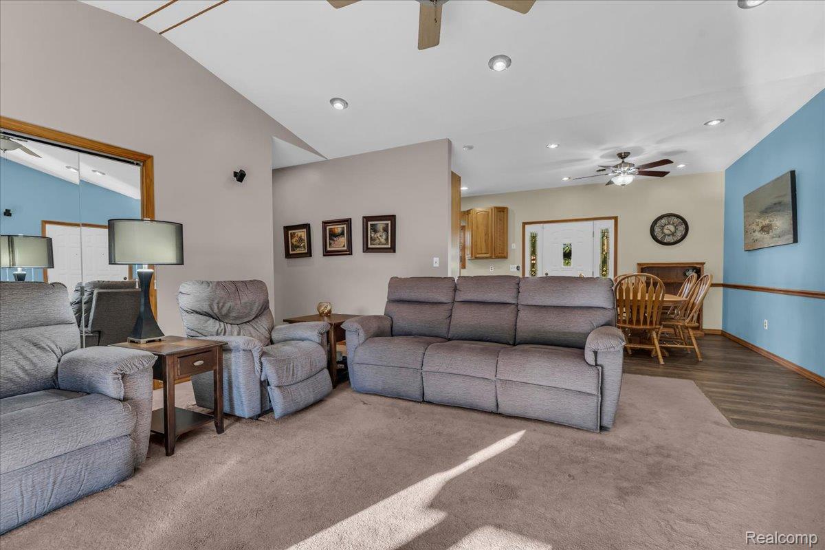 27520 West Road Romulus, MI 48174 - Photo 39 of 72 16-27520 West Rd-16.jpg