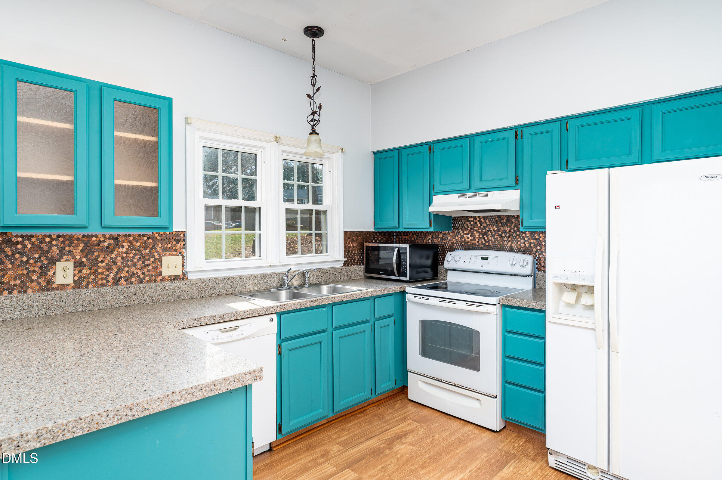 6205 Waterside Lane Raleigh, NC 27613 - Photo 20 of 40 Kitchen