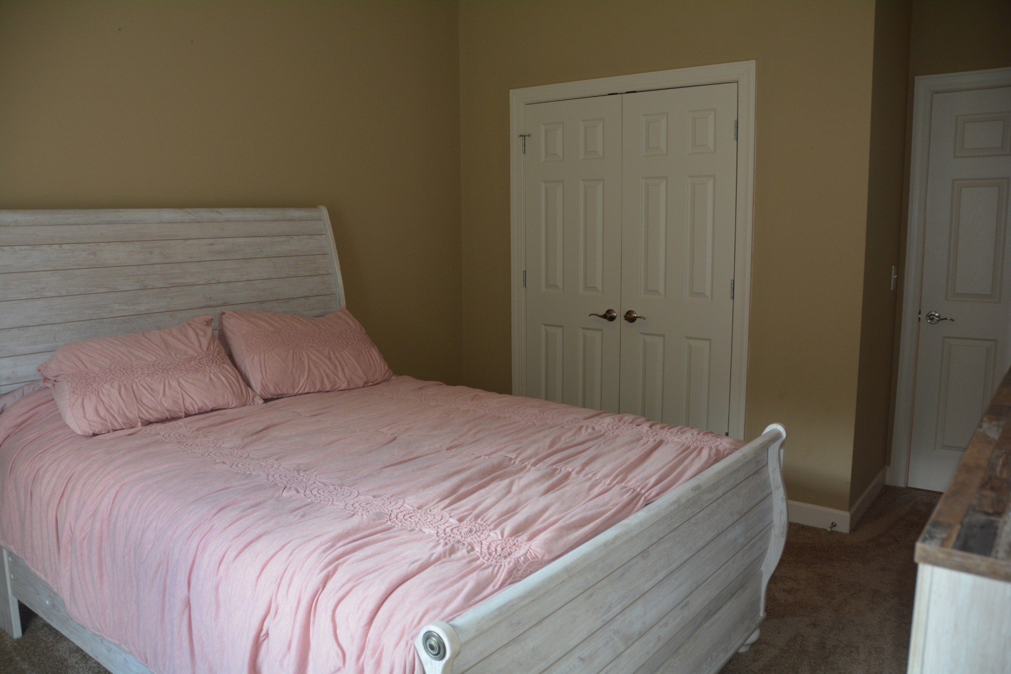 675 Elrod Road Manchester, TN 37355 - Photo 32 of 39 a bedroom with a bed and a window