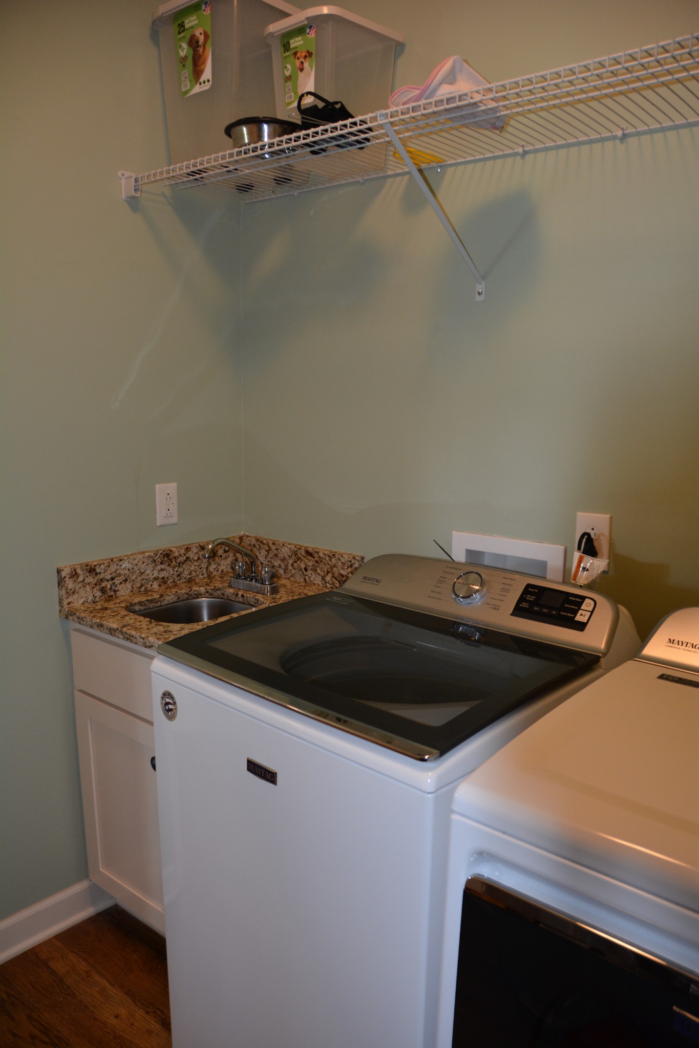 675 Elrod Road Manchester, TN 37355 - Photo 39 of 39 a close up of a sink a stove and a refrigerator