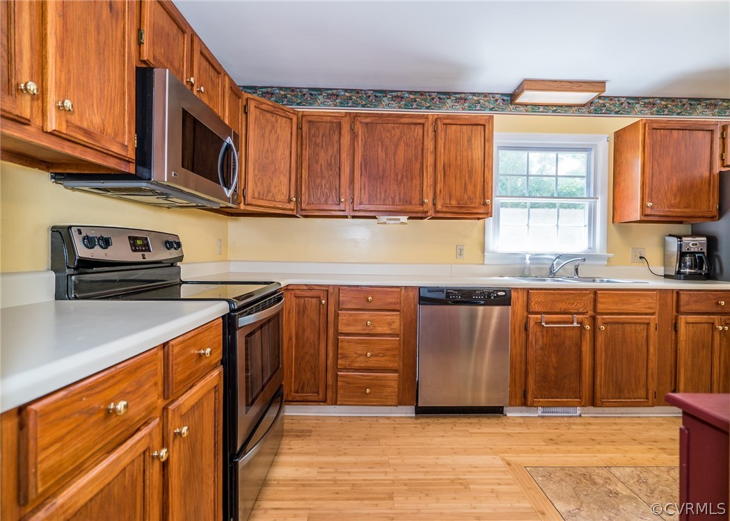 1908 Fairoaks Road Powhatan, VA 23139 - Photo 5 of 34 Gallery Image 5