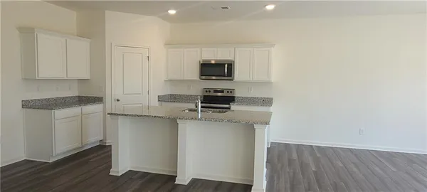 $2,300 | 132 Verona Drive Northwest, Cartersville, GA 30120