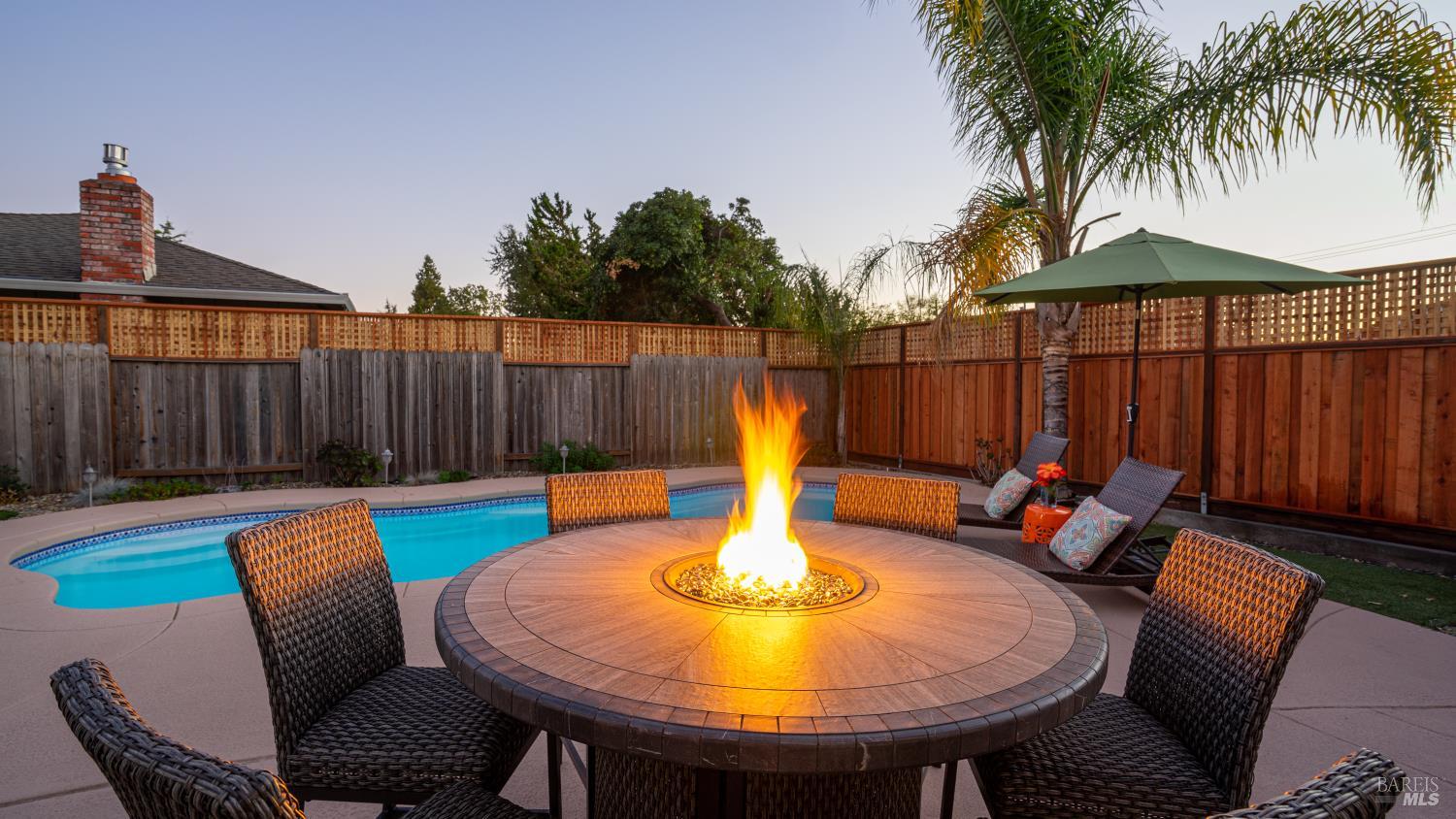235 Grove Avenue Santa Rosa, CA 95409 - Photo 28 of 37
