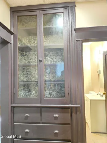 $1,650 | 355 Myrtle Avenue, Unit A, Albany, NY 12208