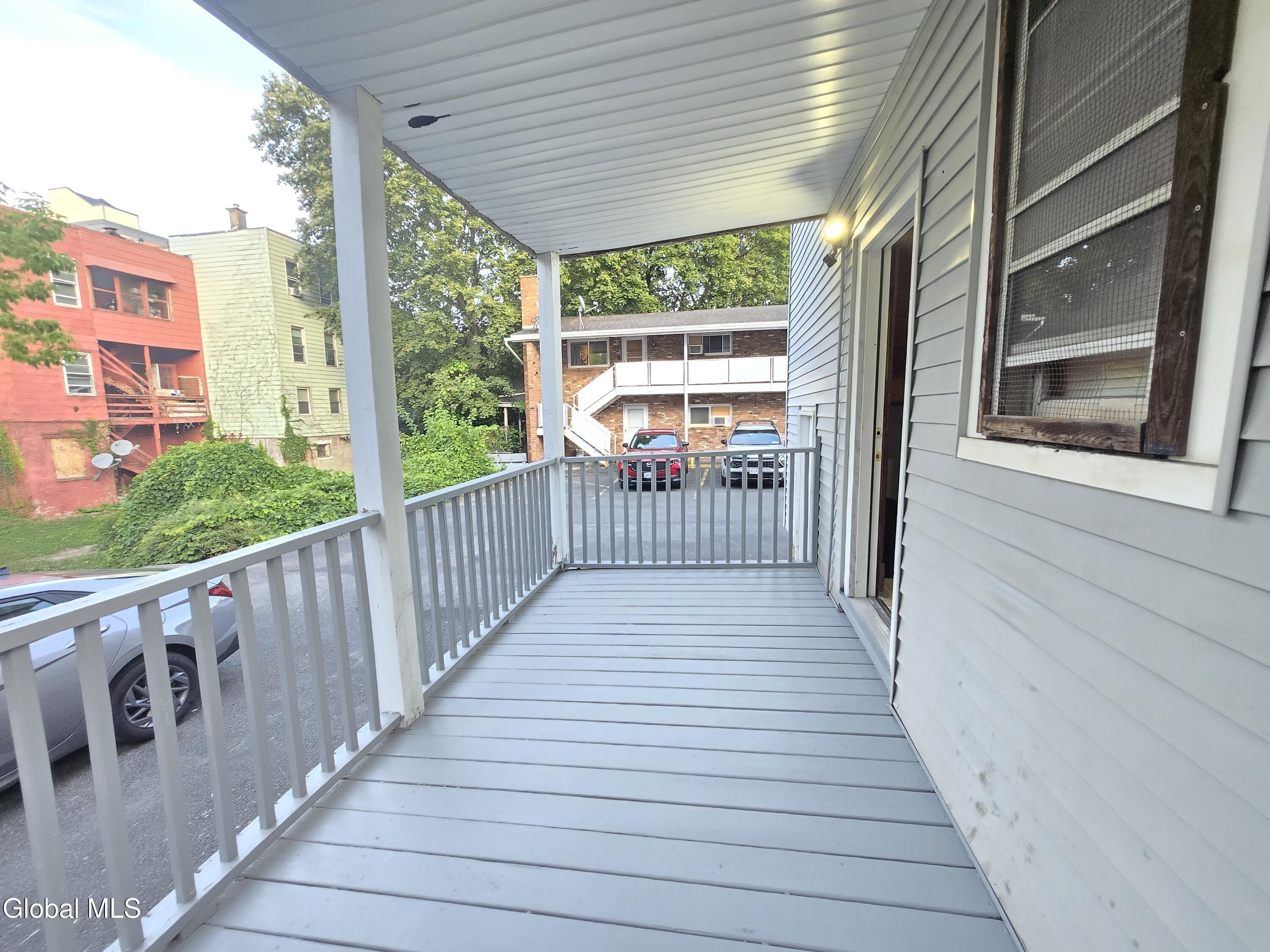 355 Myrtle Avenue, Unit A Albany, NY 12208 - Photo 57 of 58 20250920_182809