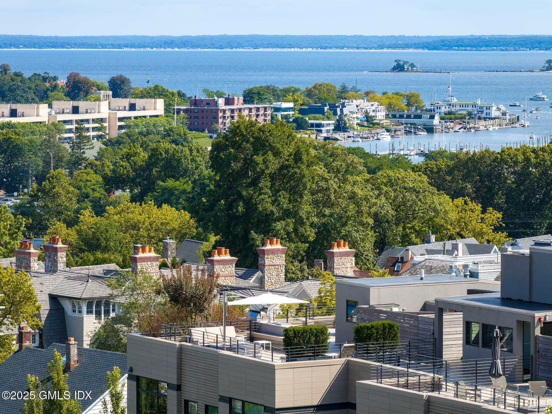 125 Field Point Road, Unit PHB5 Greenwich, CT 06830 - Photo 25 of 34 125 Field Point Rd PH-5B 16 - WEB