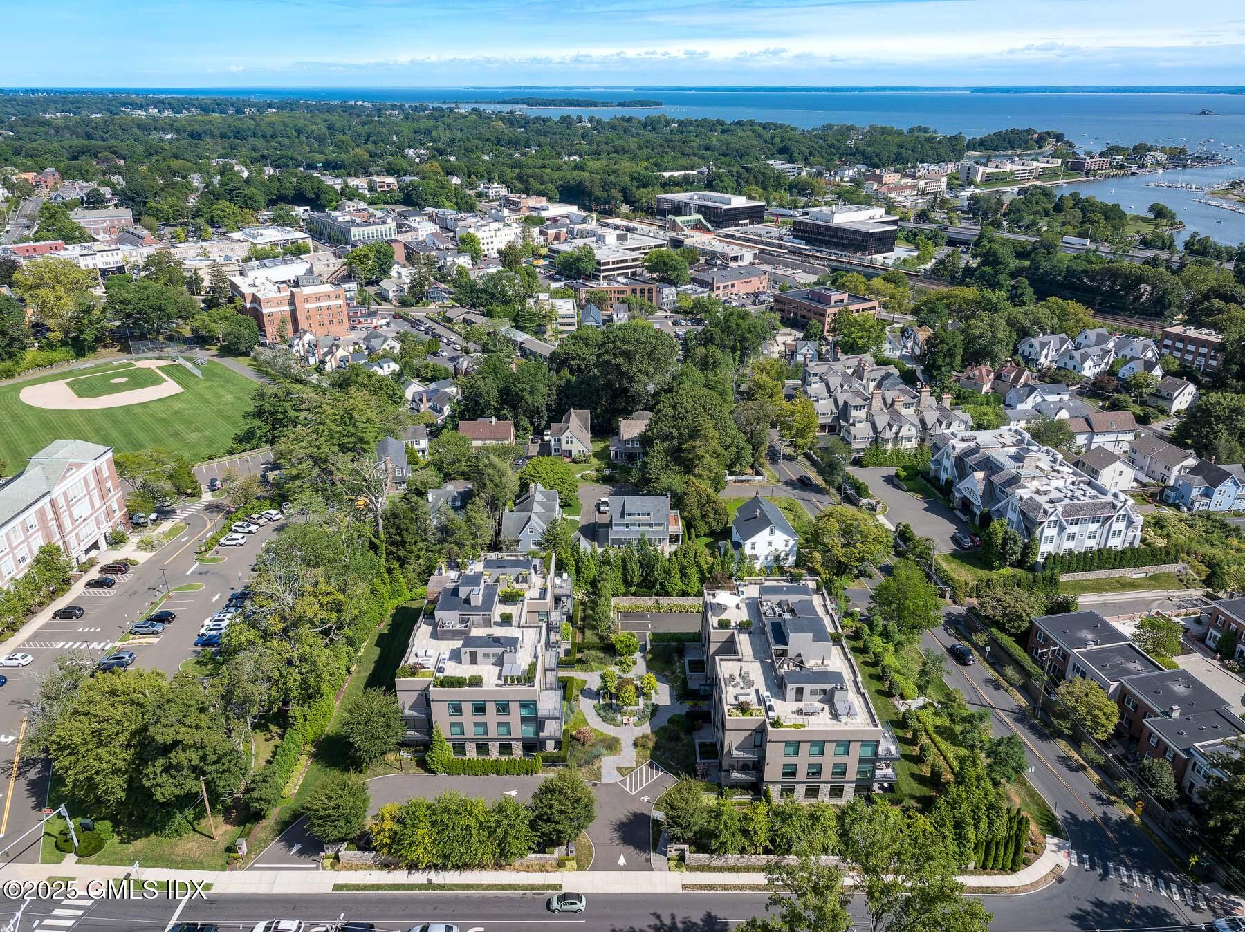 125 Field Point Road, Unit PHB5 Greenwich, CT 06830 - Photo 32 of 34 125 Field Point Rd PH-5B 01 - WEB