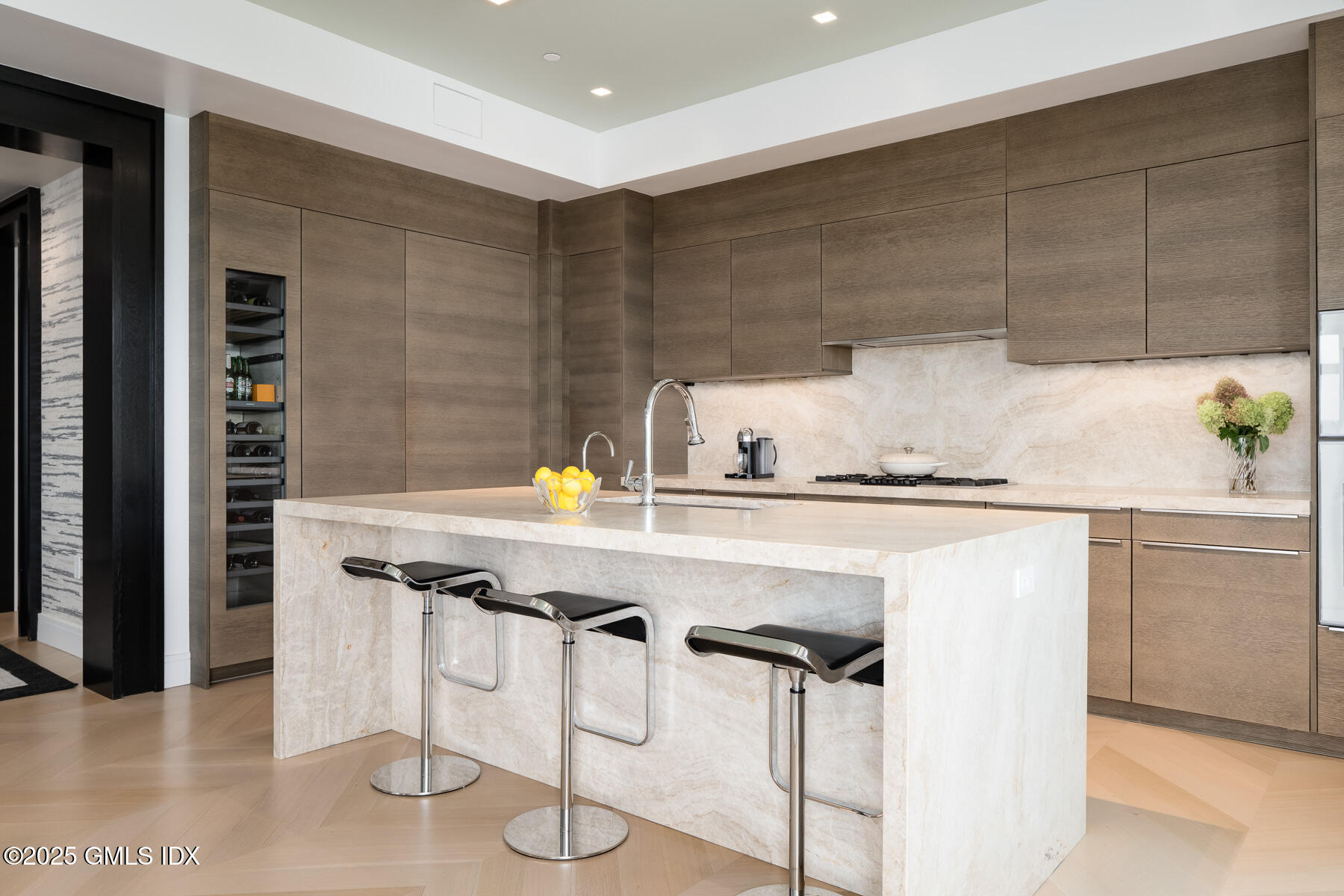 125 Field Point Road, Unit PHB5 Greenwich, CT 06830 - Photo 5 of 34 125 Field Point Rd PH-5B 35 - WEB