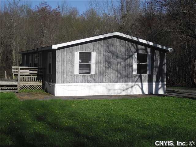 906 Rathburn Road Oswego, NY 13126 - Photo 1 of 1 Exterior Front