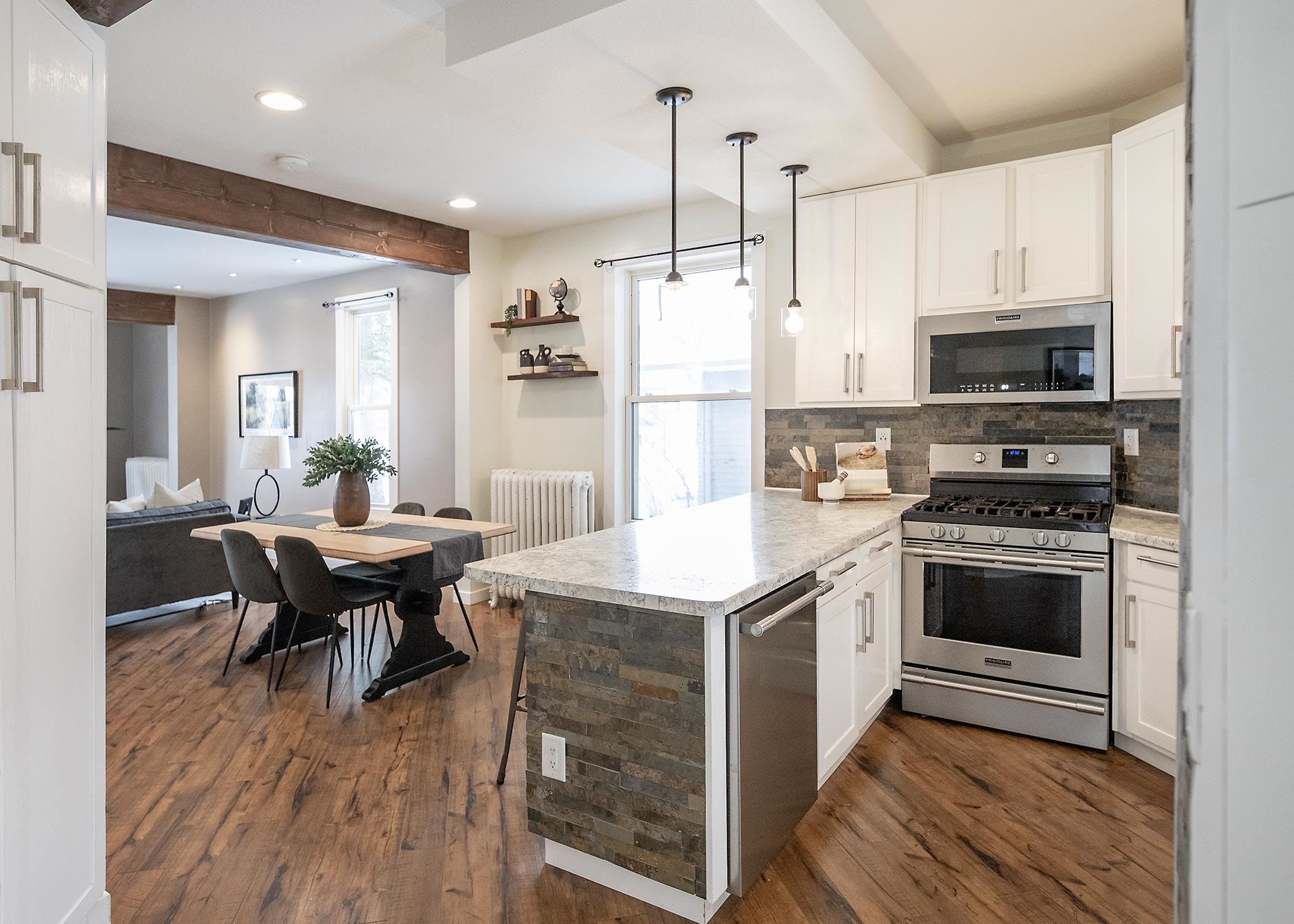 2123 John Avenue Superior, WI 54880 - Photo 15 of 40