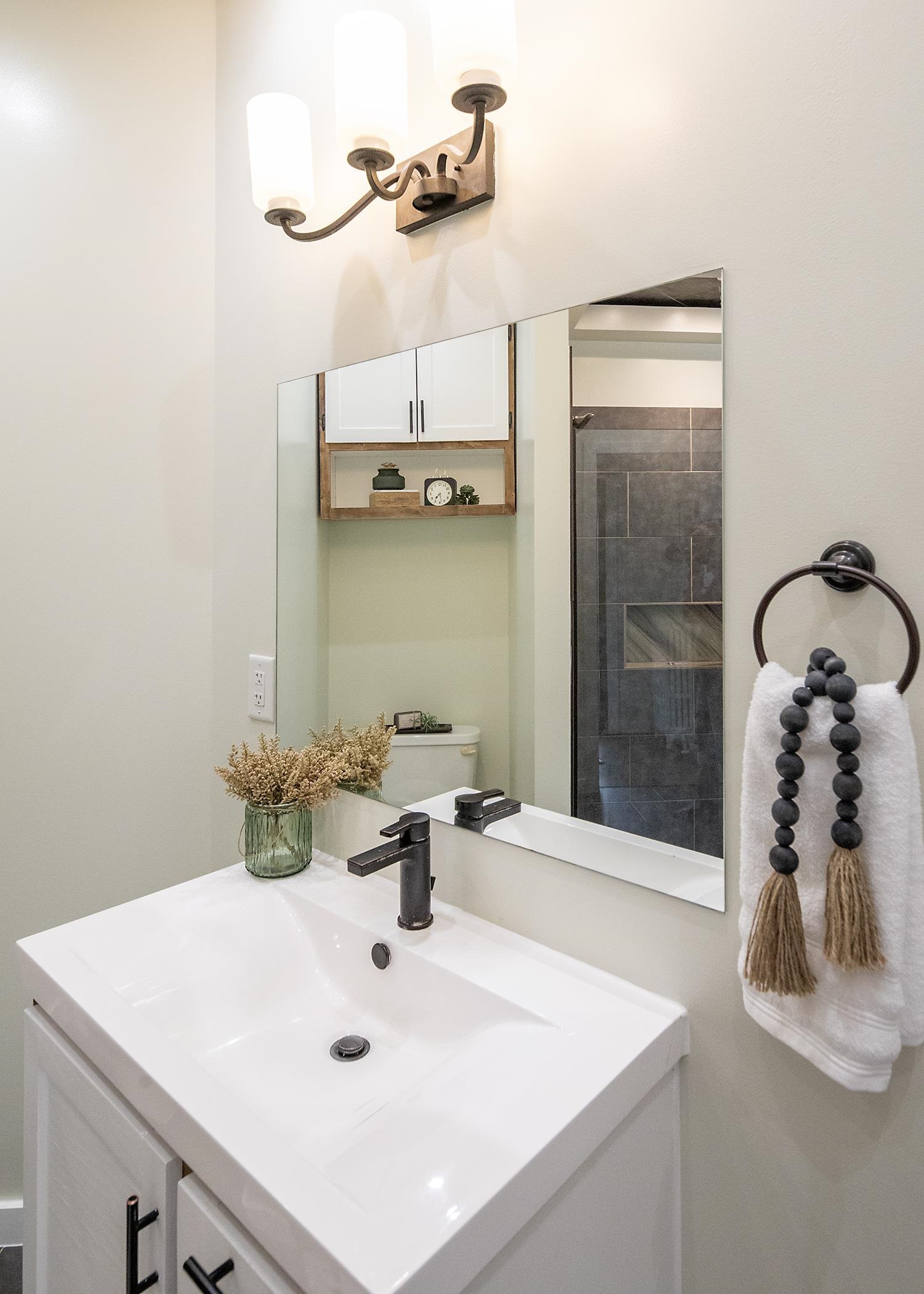 2123 John Avenue Superior, WI 54880 - Photo 21 of 40